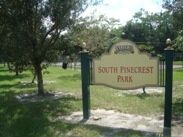 South Pinecrest Park